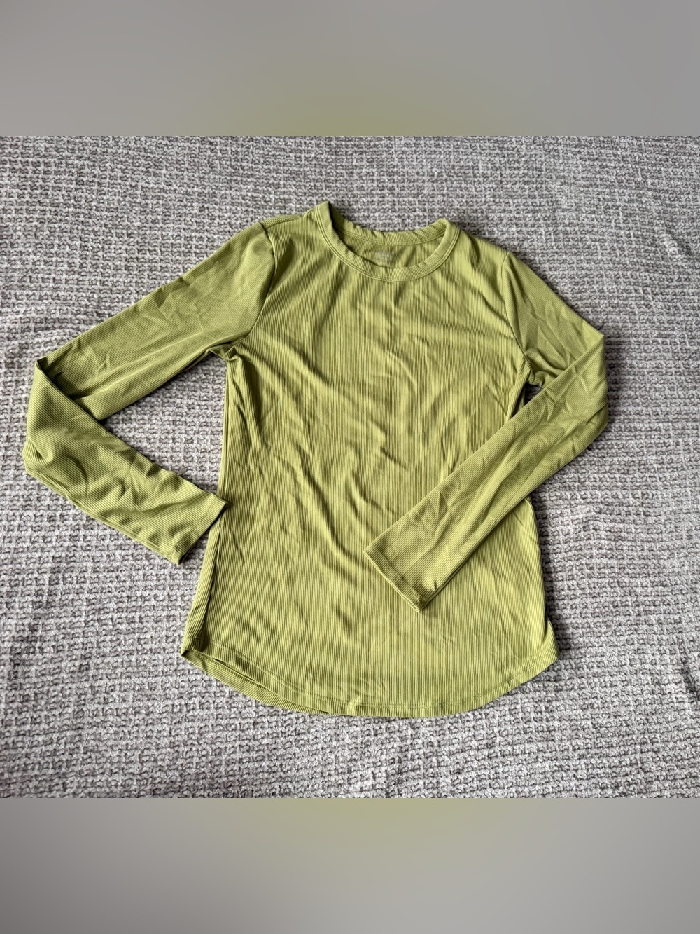 No Boundaries Women’s Long Sleeve Ribbed Top Green